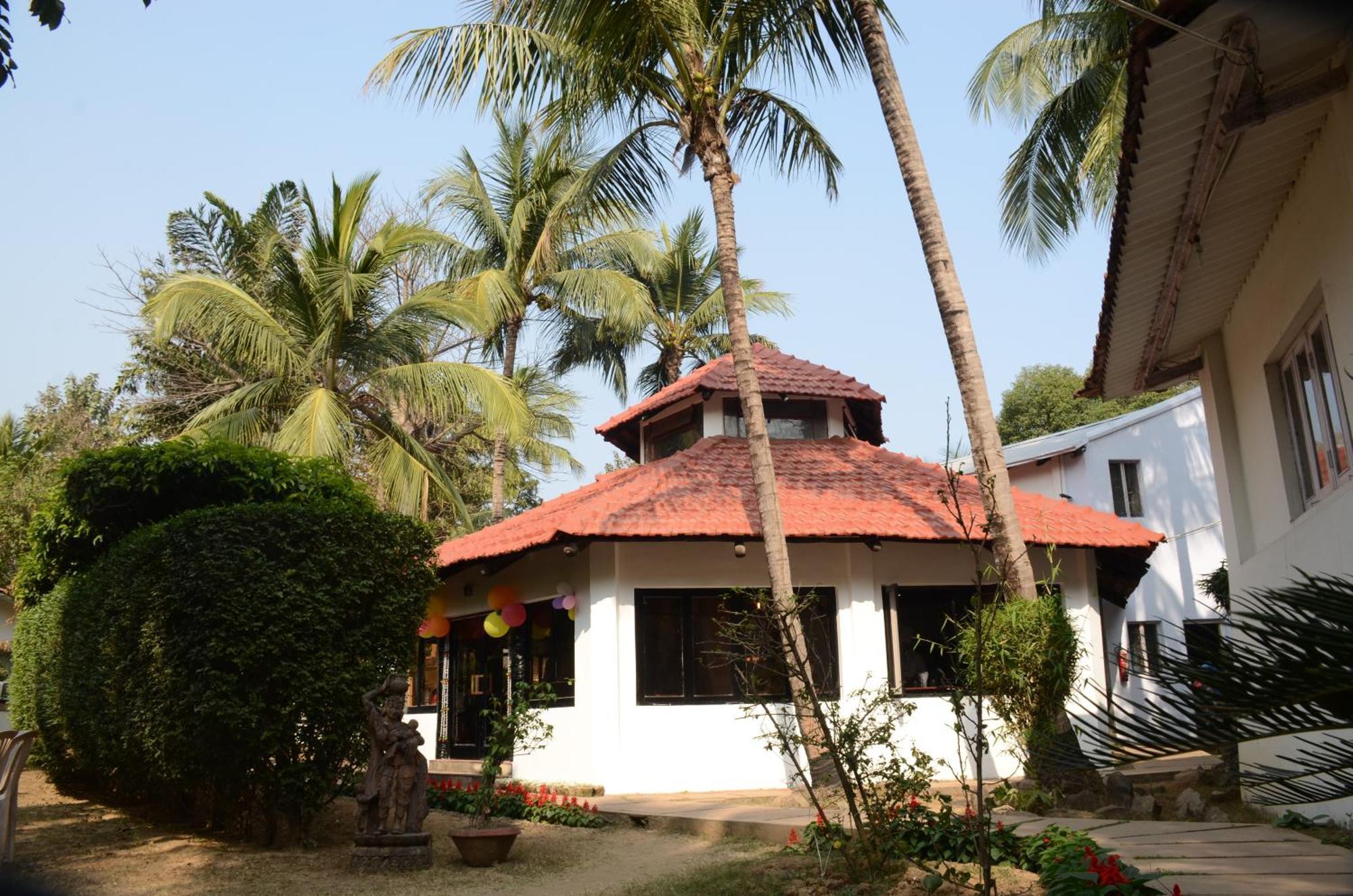 Chhuti Holiday Resort Bolpur Exterior photo